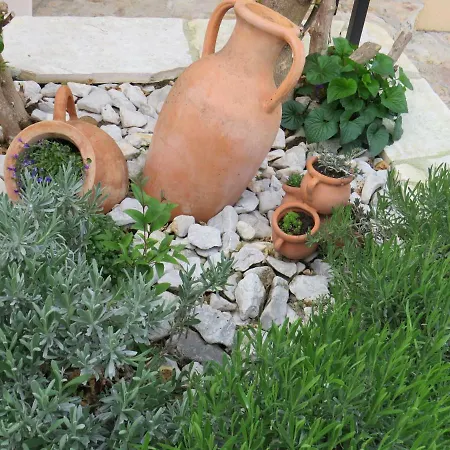 Bed And Bike Milena Apartman Vrsar